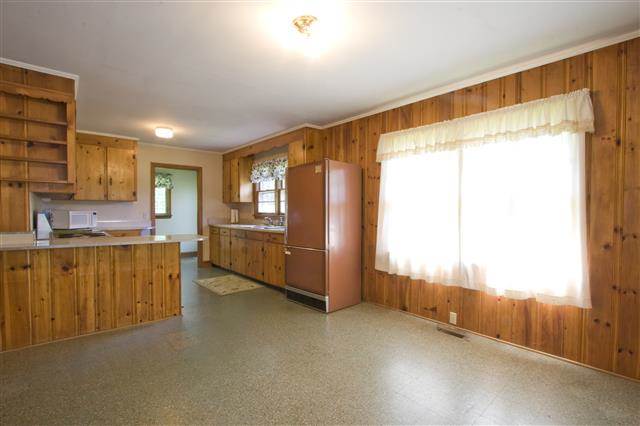 1502 Harris Bridge Road Anderson, SC 29621 - Photo 7 of 20