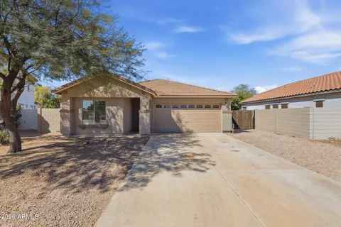 $329,900 | 4522 East Alamo Street, San Tan Valley, AZ 85140