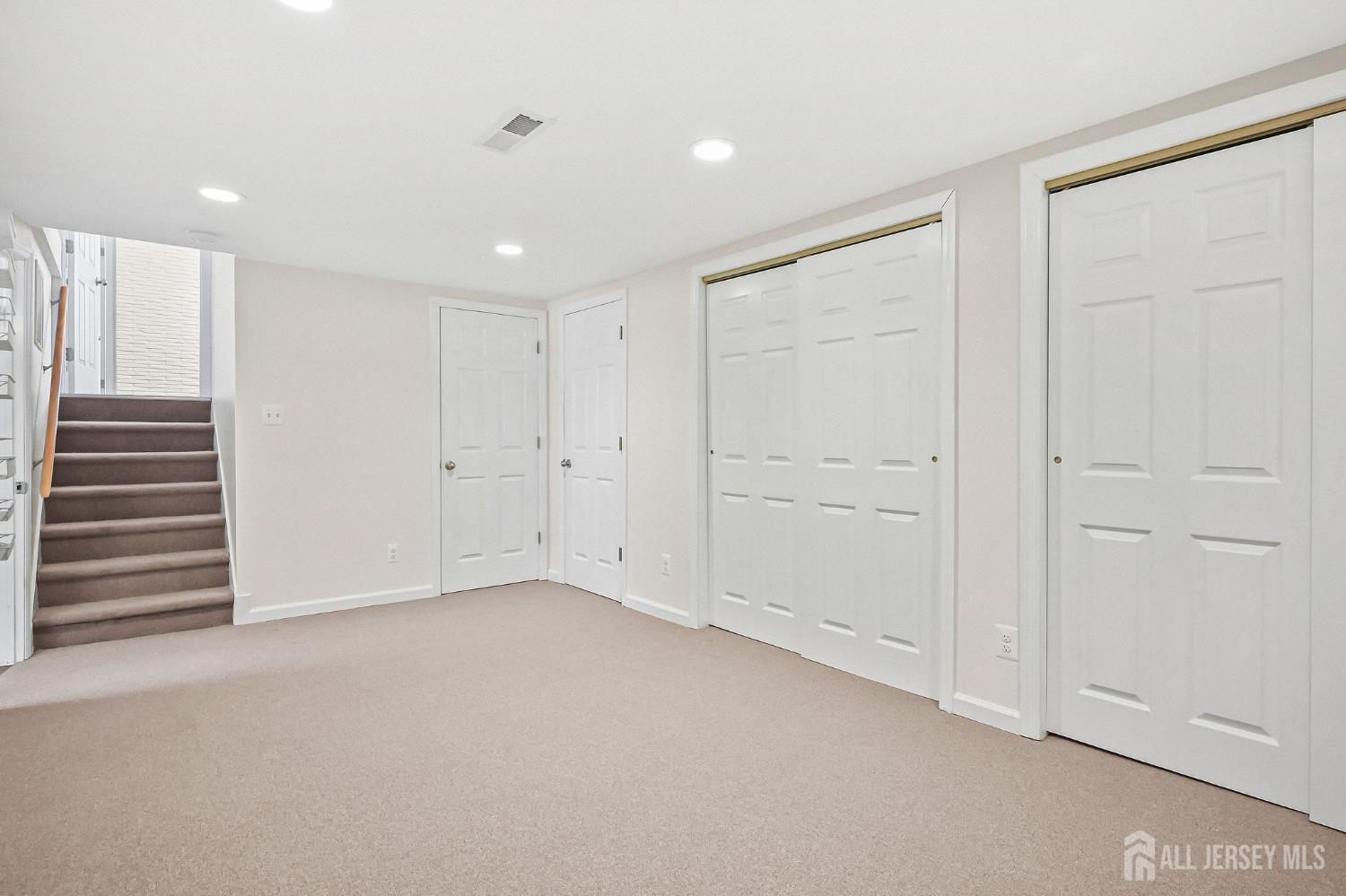 56 Corona Road East Brunswick, NJ 08816 - Photo 30 of 40