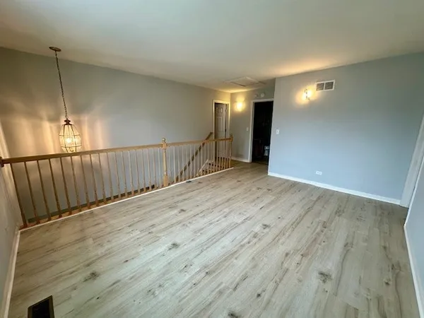 $2,899 | 1752 Rebecca Lane, Aurora, IL 60504