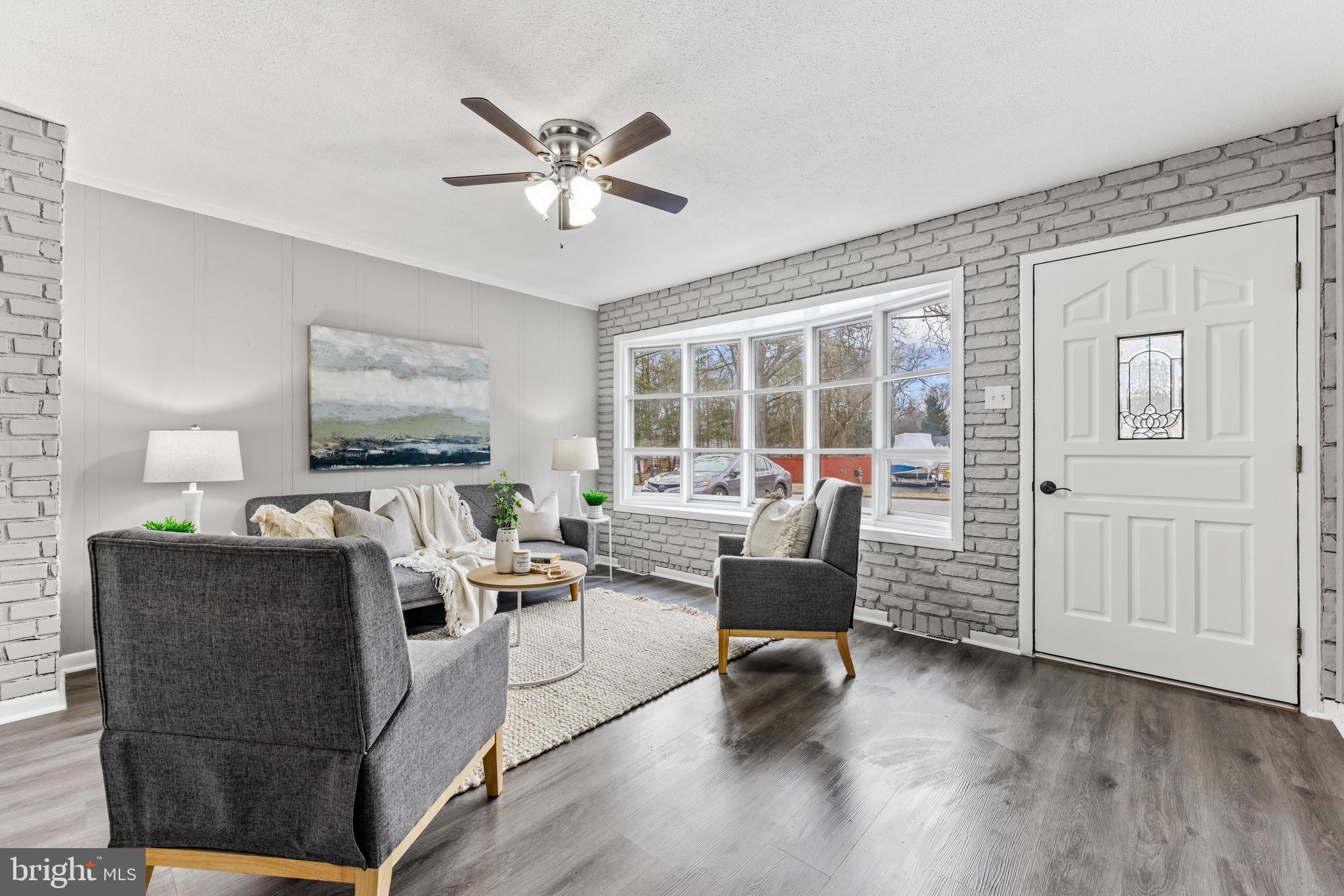 271 Hickory Point Road Pasadena, MD 21122 - Photo 11 of 42 Gallery Image 11
