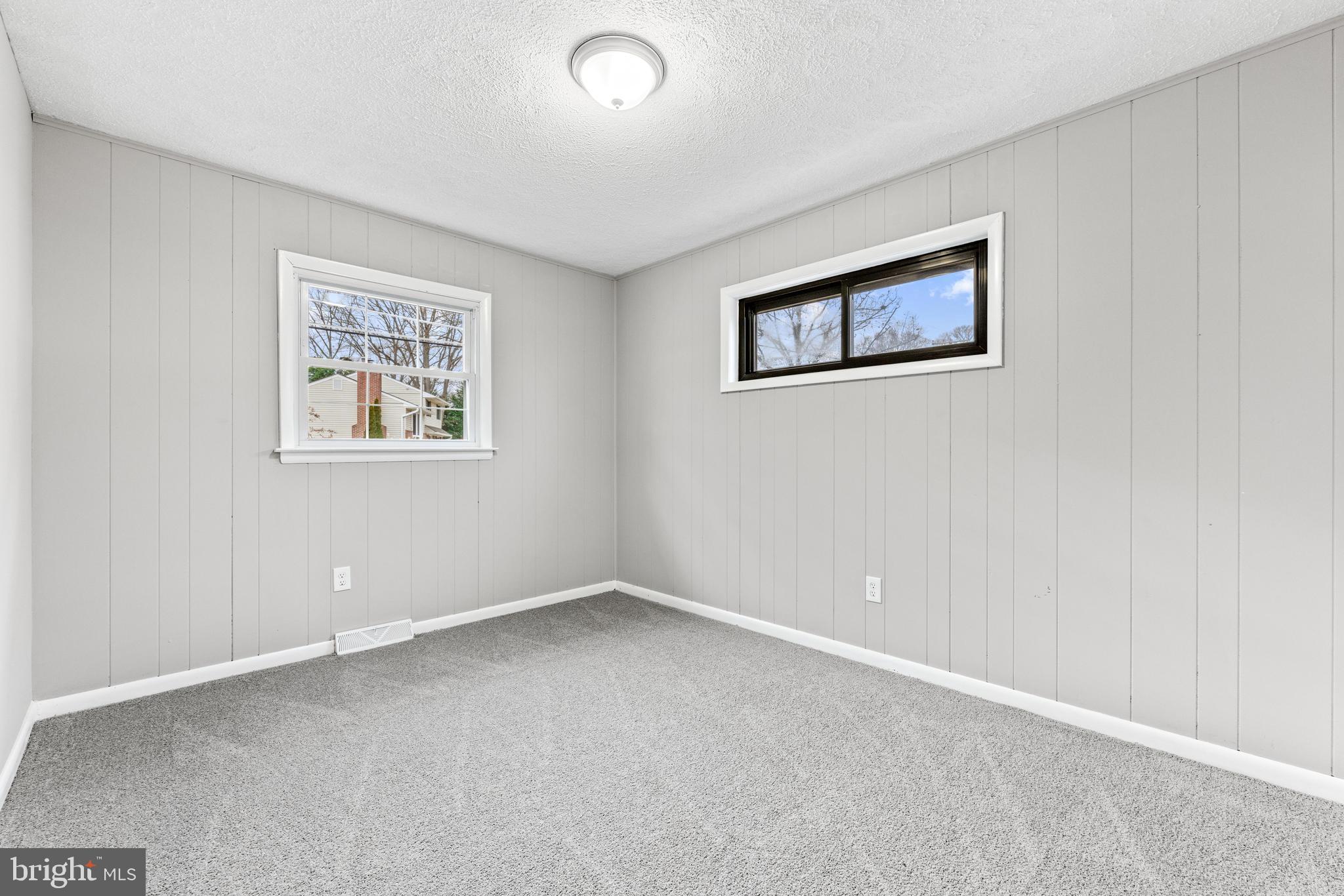 271 Hickory Point Road Pasadena, MD 21122 - Photo 23 of 42 Gallery Image 23