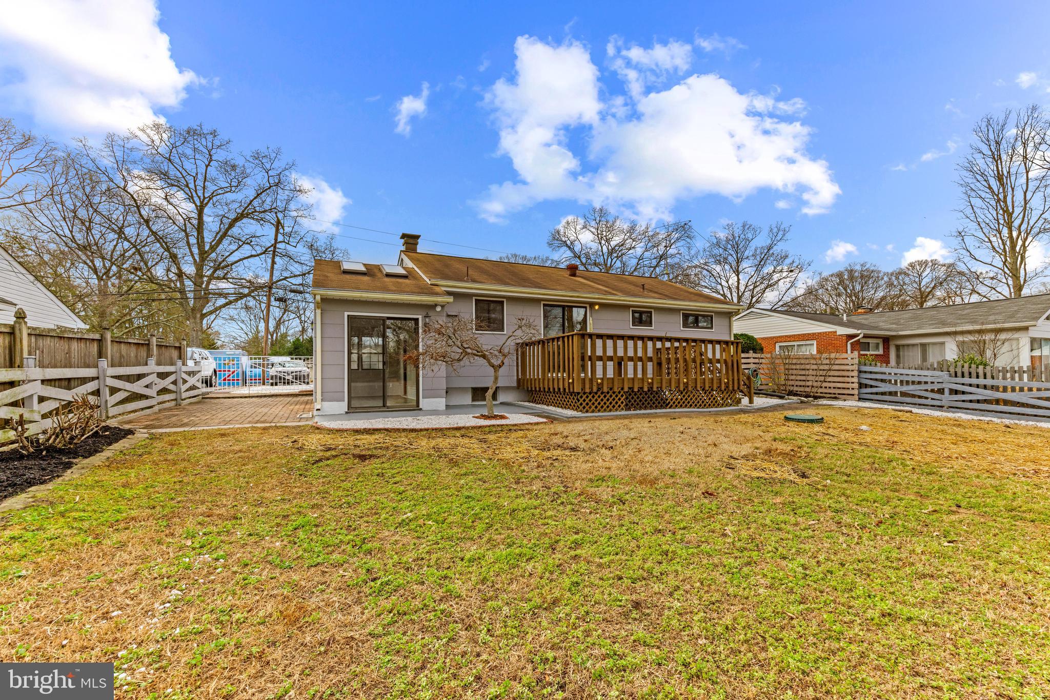 271 Hickory Point Road Pasadena, MD 21122 - Photo 35 of 42 Gallery Image 35