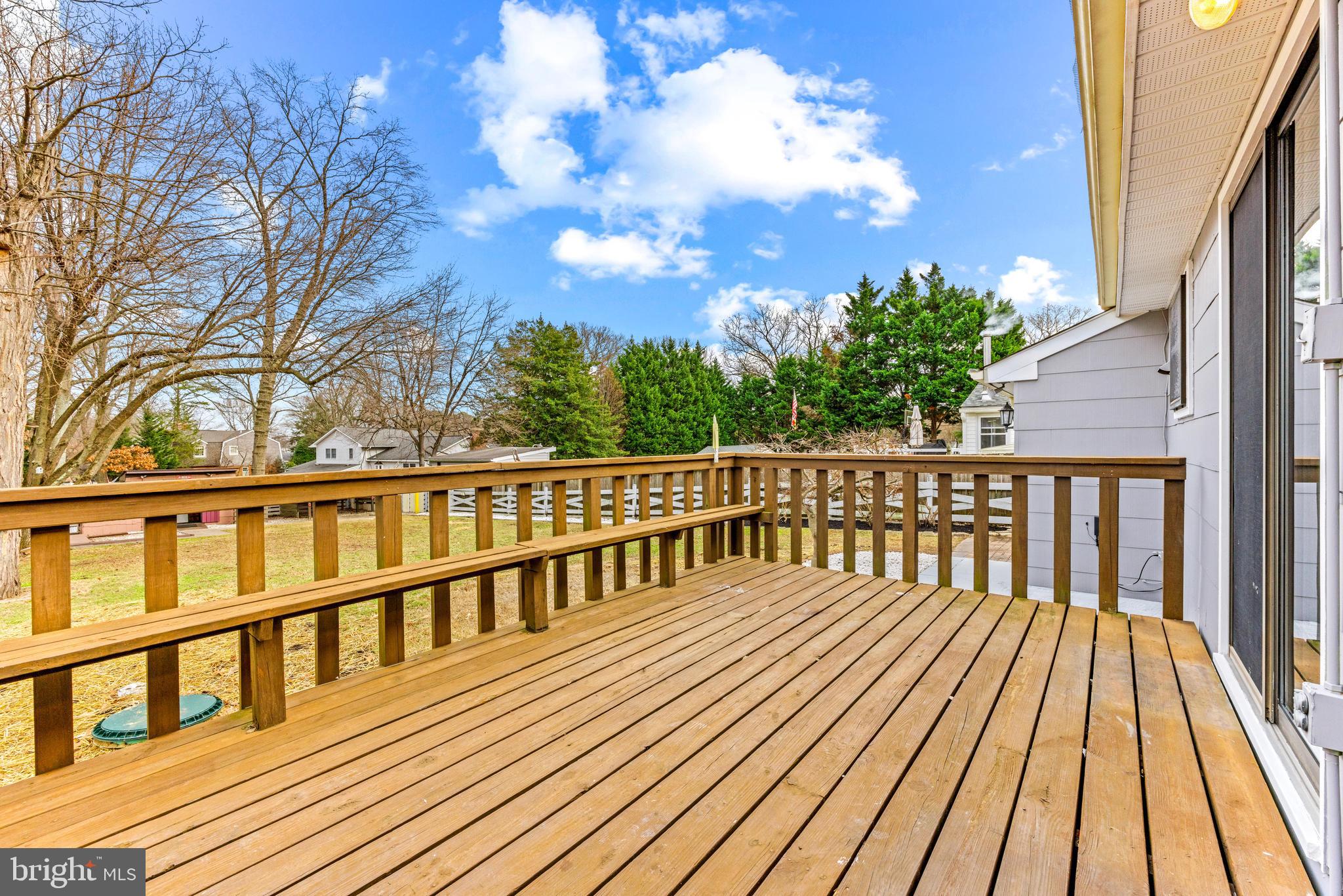 271 Hickory Point Road Pasadena, MD 21122 - Photo 36 of 42 Gallery Image 36