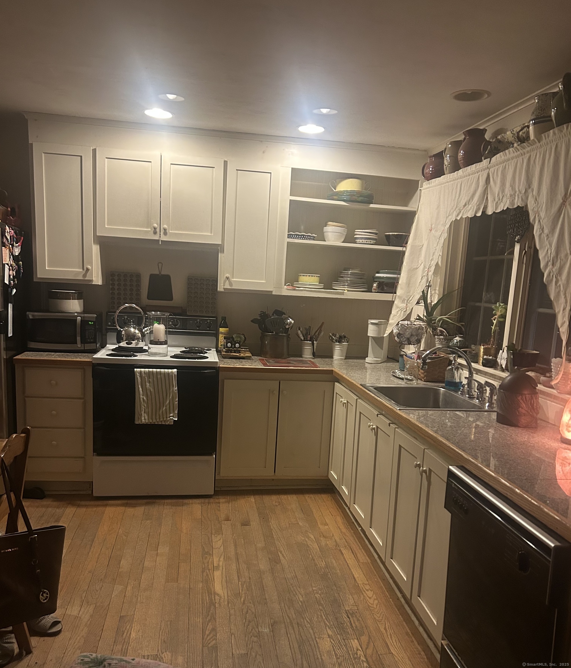 5 Joe Williams Road East Haddam, CT 06469 - Photo 3 of 12 Gallery Image 3