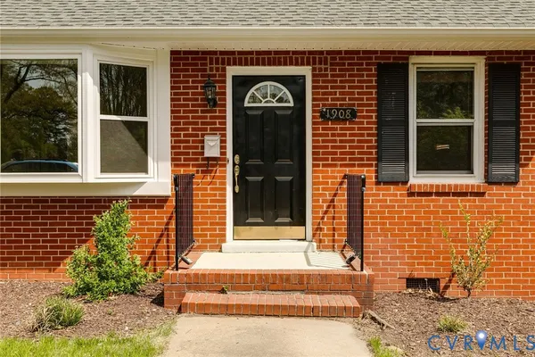 $439,000 | 1908 Hillcrest Circle, Richmond, VA 23225