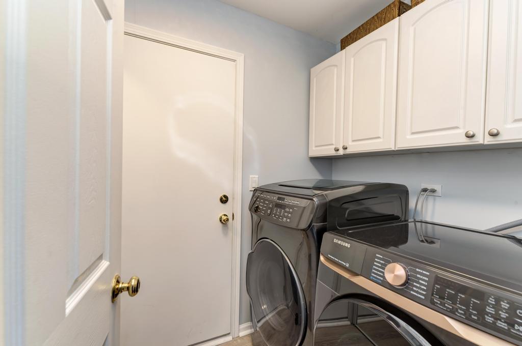 1833 Misty Ridge Lane Aurora, IL 60503 - Photo 18 of 32 Gallery Image 18