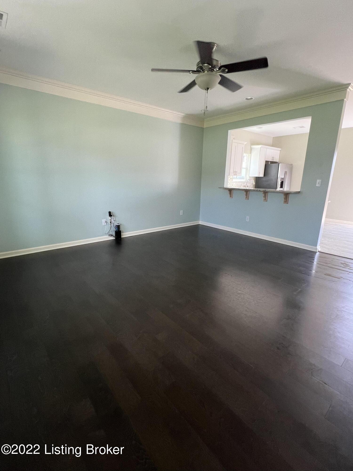 5182 Poplar Level Road Louisville, KY 40219 - Photo 3 of 21 B6D8BCCA-6C34-44B5-8933-6DEFF86B7829