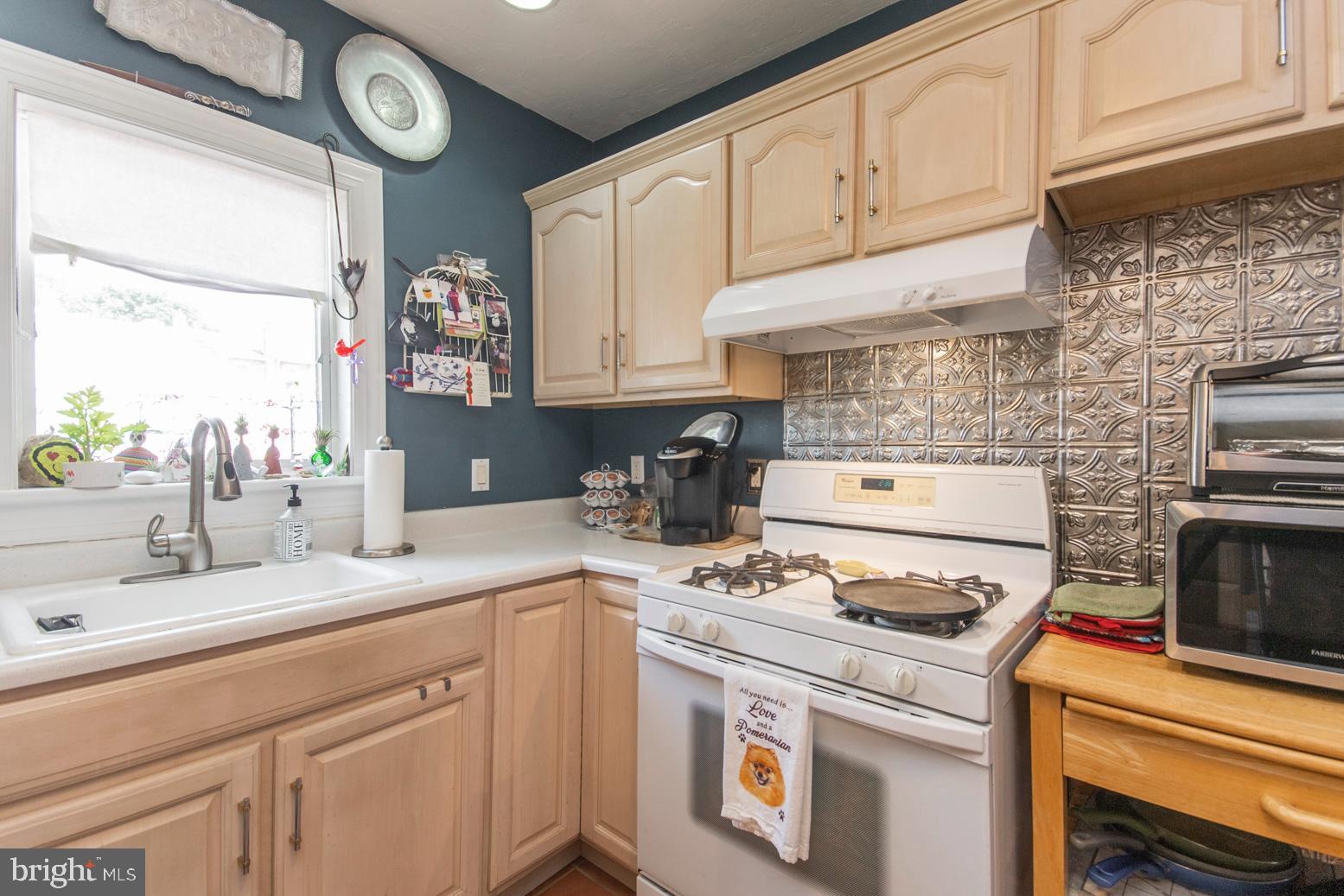 107 East Elbon Road Brookhaven, PA 19015 - Photo 11 of 34 Gallery Image 11