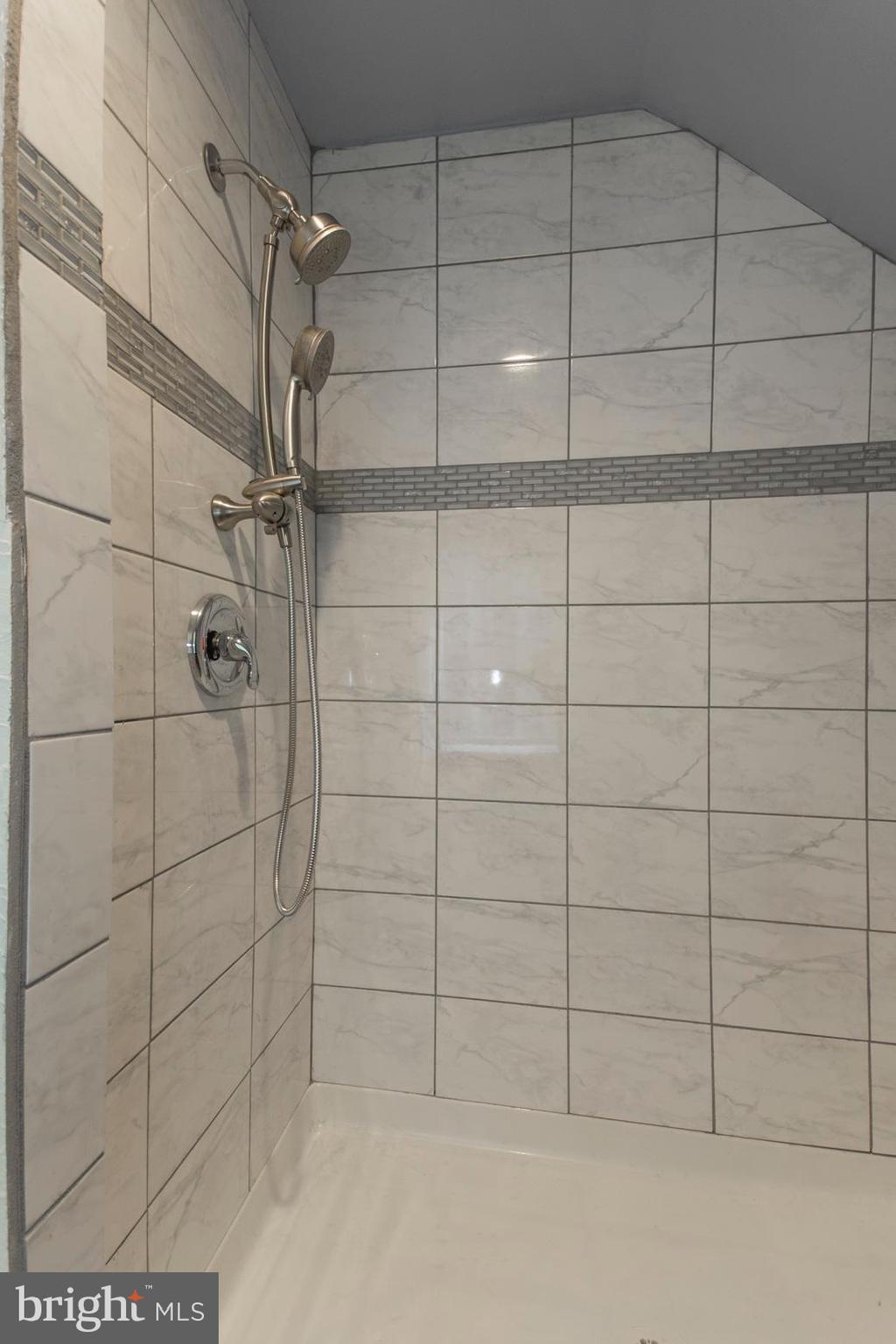107 East Elbon Road Brookhaven, PA 19015 - Photo 29 of 34 Gallery Image 29
