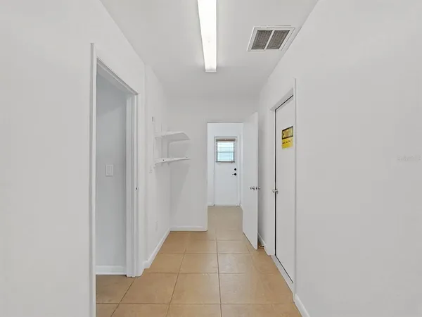 $3,750 | 1701 Laurie Lane, Belleair, FL 33756