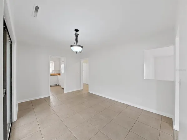 $3,750 | 1701 Laurie Lane, Belleair, FL 33756