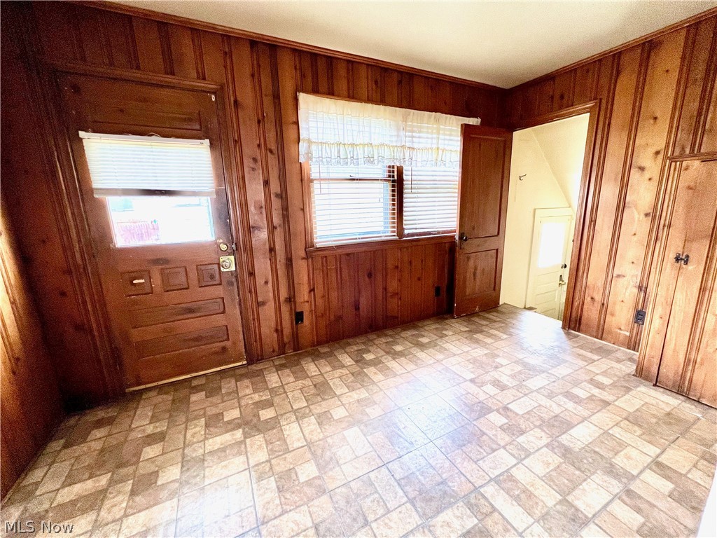 500 6th Street Struthers, OH 44471 - Photo 6 of 14 Gallery Image 6
