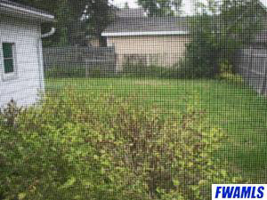 329 West Oak Street Butler, IN 46721 - Photo 4 of 4
