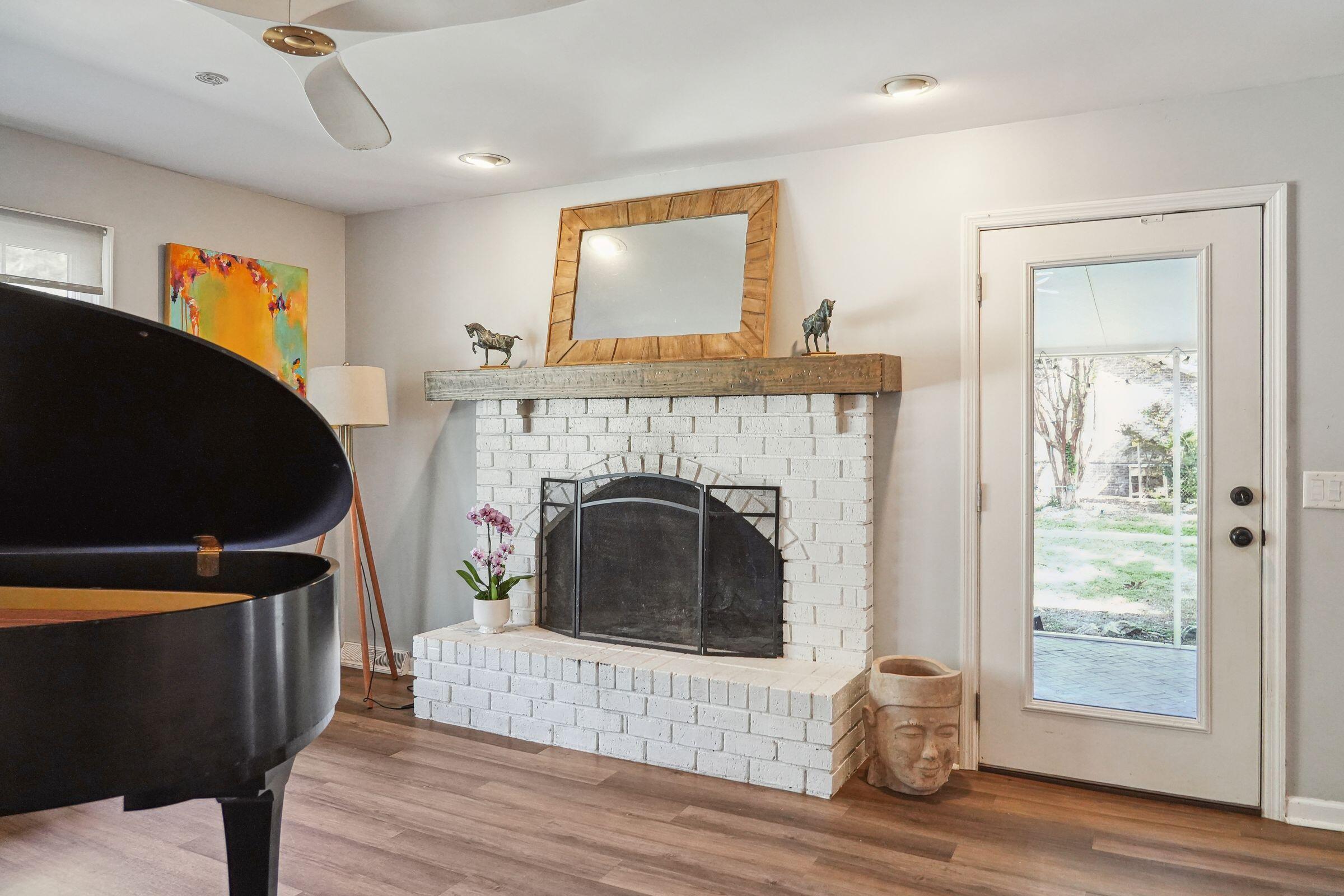 980 Cottingham Drive Mount Pleasant, SC 29464 - Photo 24 of 49 980CottinghamDr-KeenEyeMarketing-026