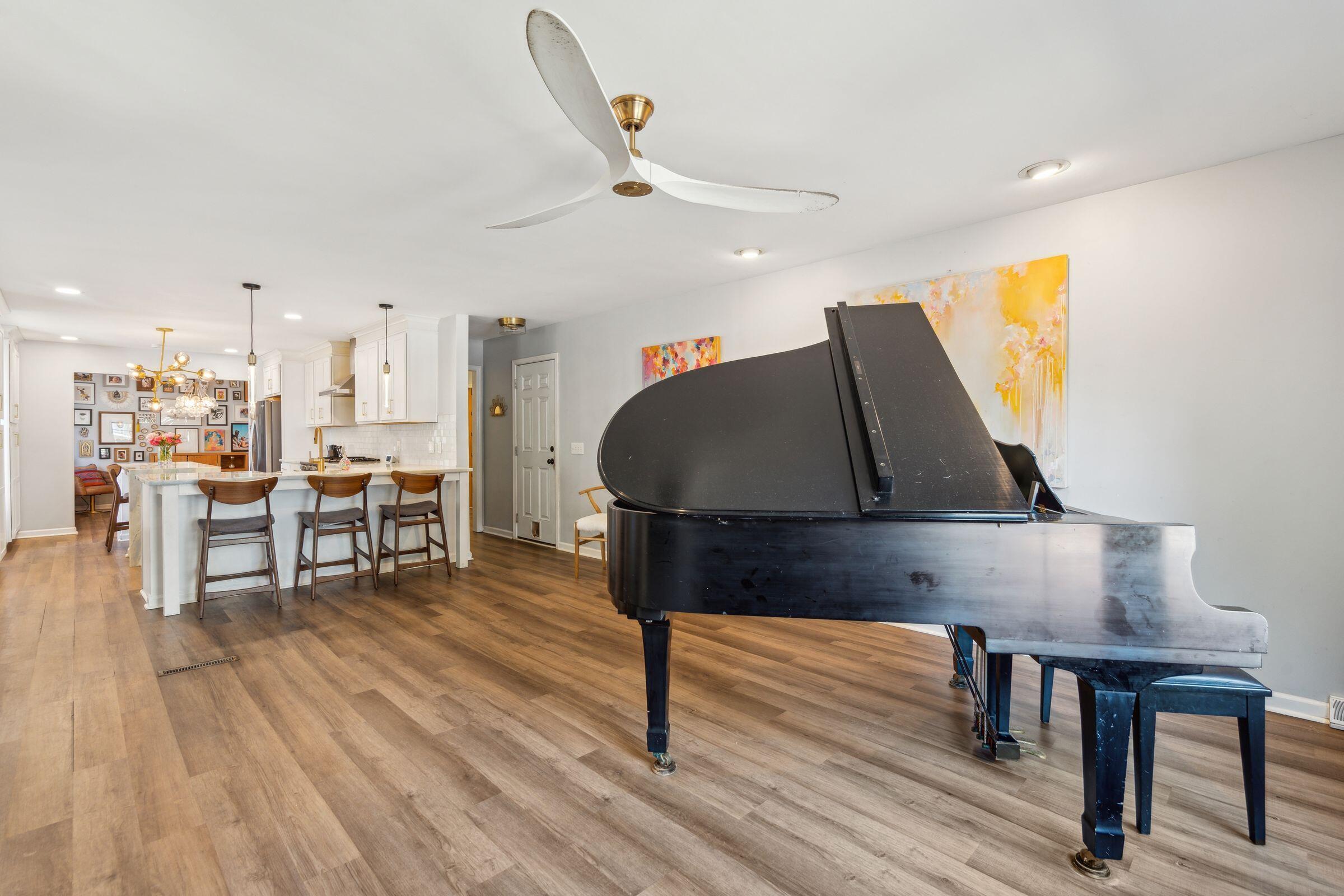 980 Cottingham Drive Mount Pleasant, SC 29464 - Photo 25 of 49 980CottinghamDr-KeenEyeMarketing-027