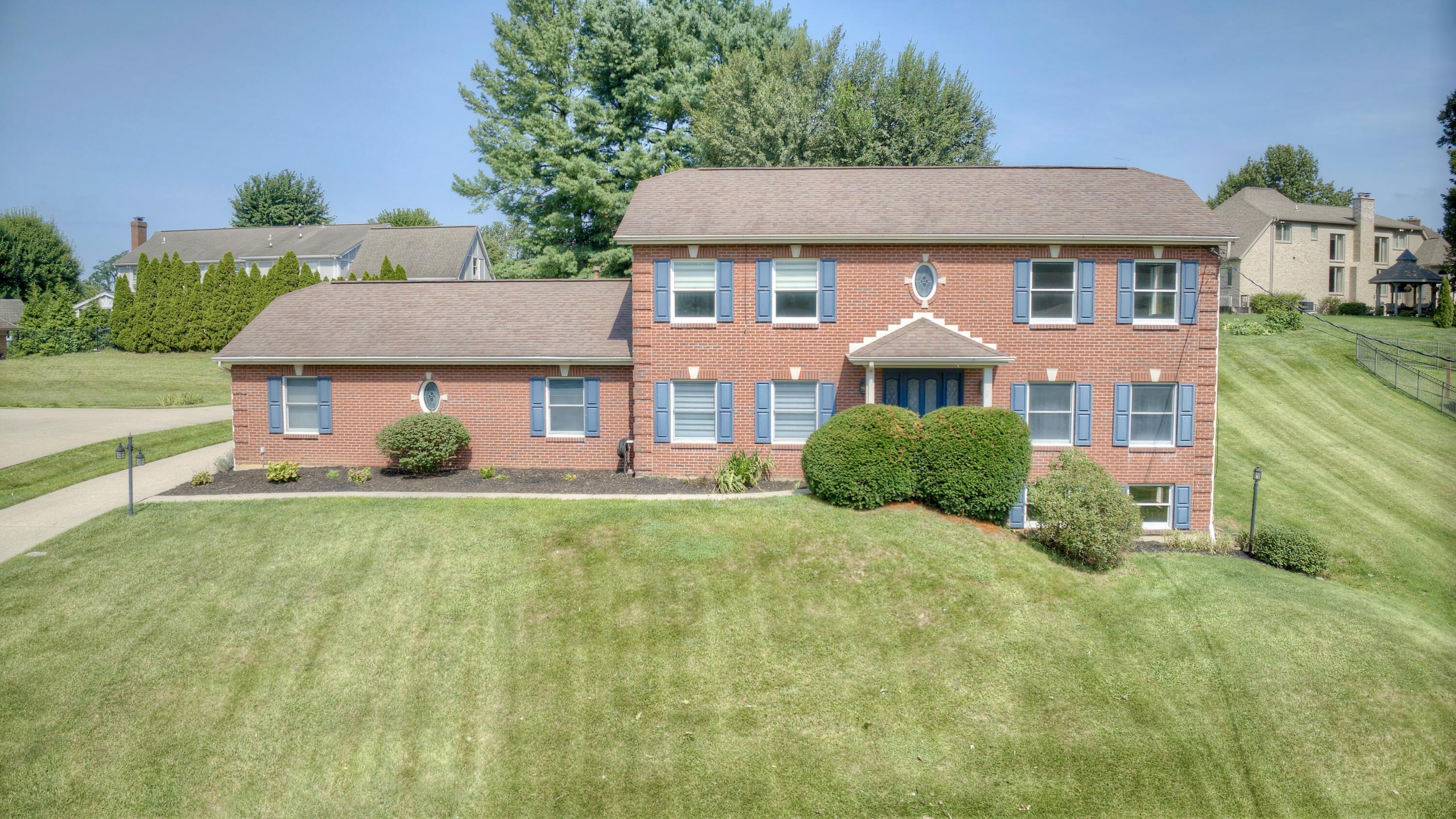 2232 Amsterdam Road Fort Mitchell, KY 41017 - Photo 4 of 36 02