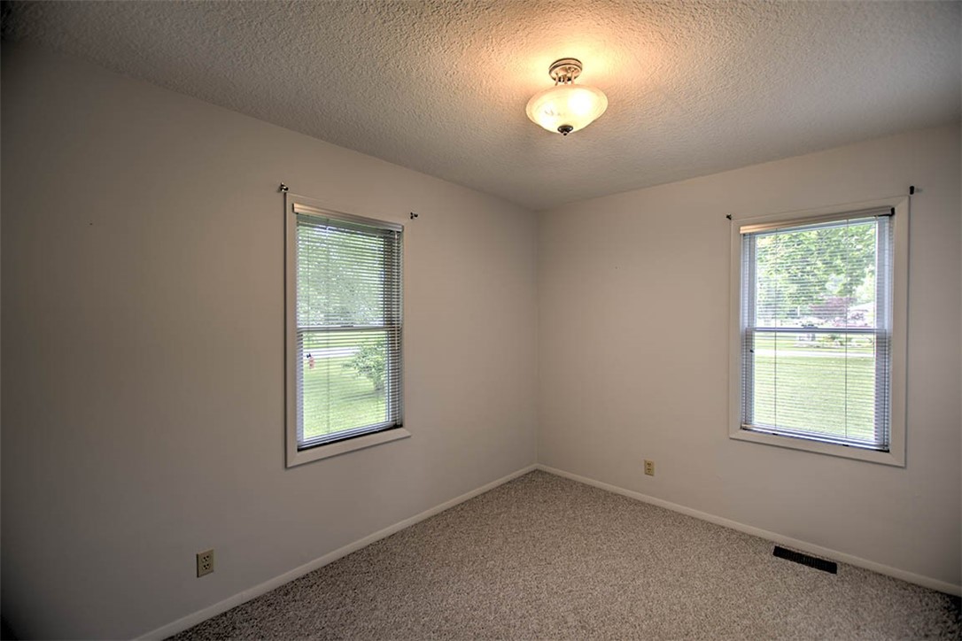 4324 East Cleveland Avenue Decatur, IL 62521 - Photo 19 of 26