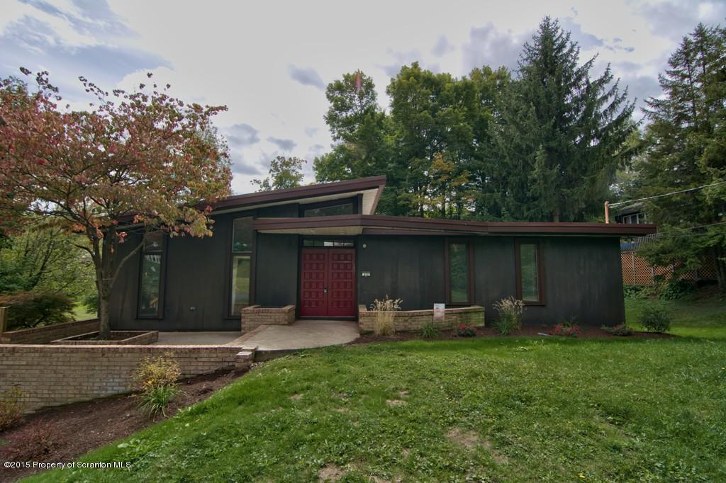 311 T Rt 351 Moscow, PA 18444 - Photo 1 of 30 Gallery Image 1