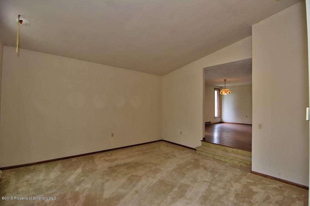 311 T Rt 351 Moscow, PA 18444 - Photo 14 of 30 Gallery Image 14