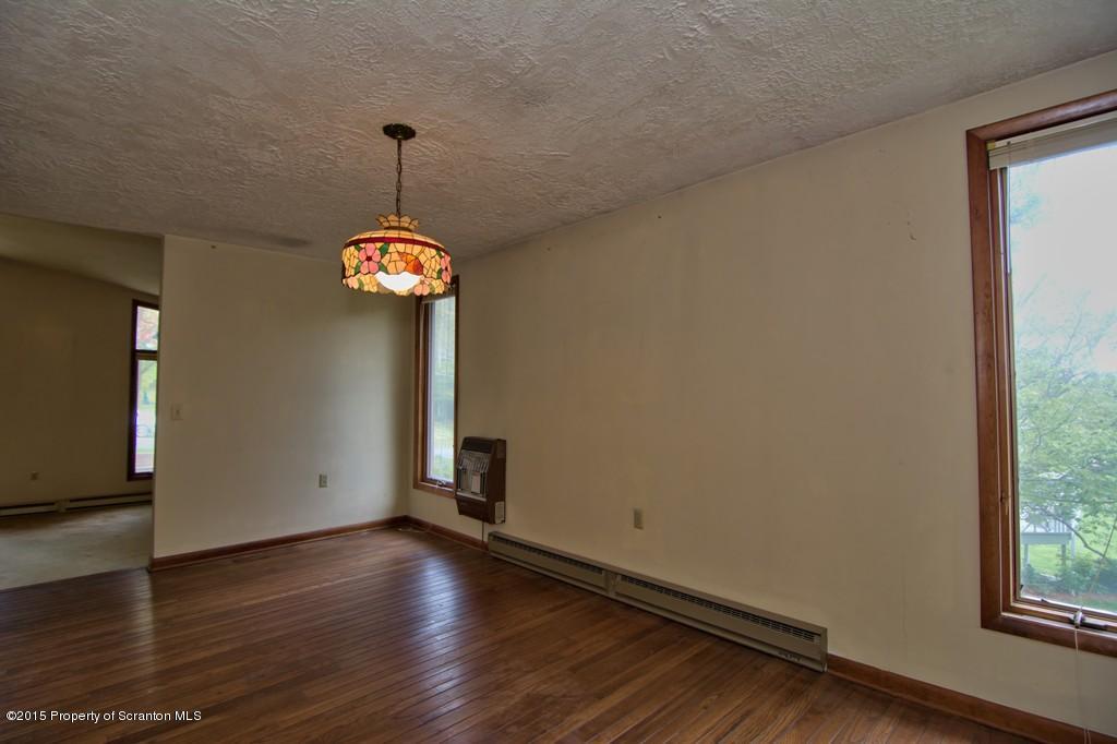 311 T Rt 351 Moscow, PA 18444 - Photo 15 of 30 Gallery Image 15