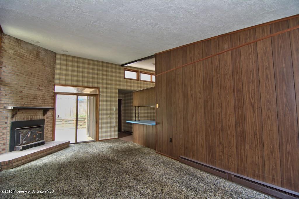 311 T Rt 351 Moscow, PA 18444 - Photo 19 of 30 Gallery Image 19