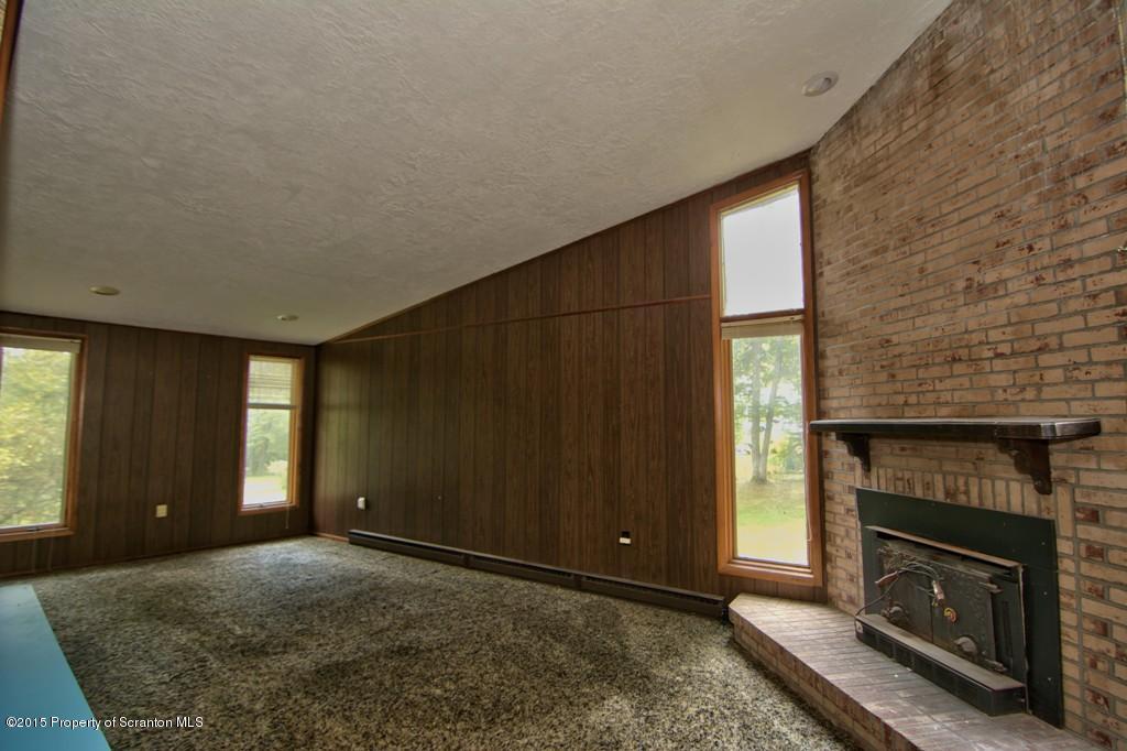 311 T Rt 351 Moscow, PA 18444 - Photo 20 of 30 Gallery Image 20