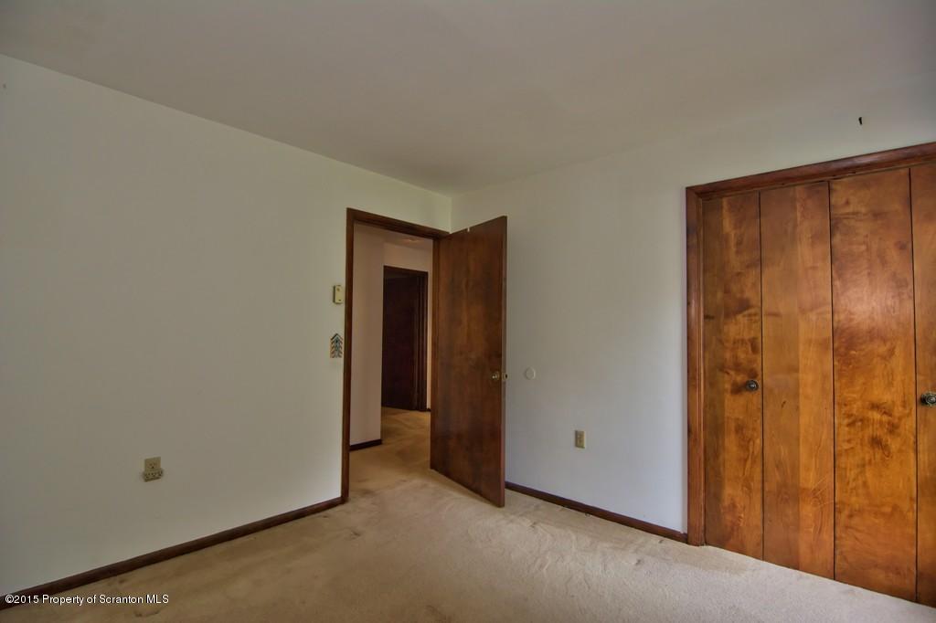 311 T Rt 351 Moscow, PA 18444 - Photo 22 of 30 Gallery Image 22