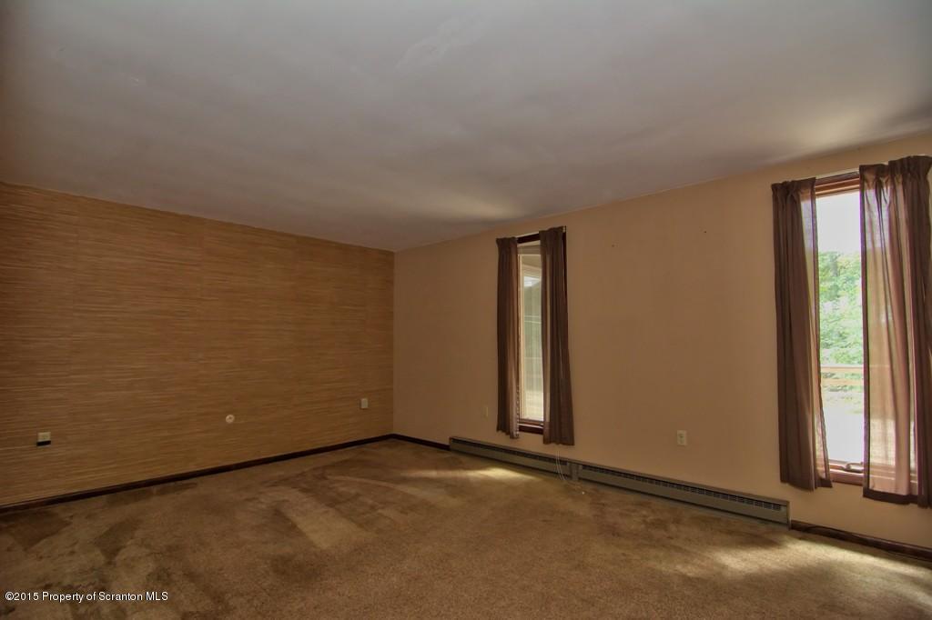 311 T Rt 351 Moscow, PA 18444 - Photo 26 of 30 Gallery Image 26