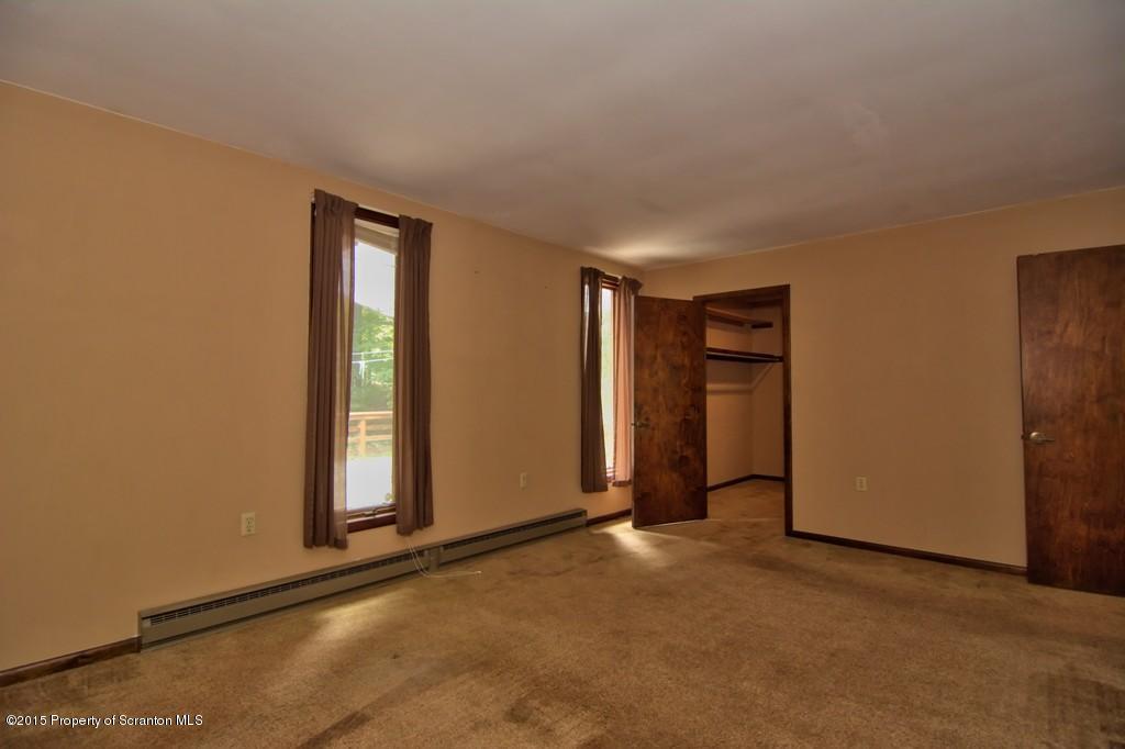 311 T Rt 351 Moscow, PA 18444 - Photo 27 of 30 Gallery Image 27