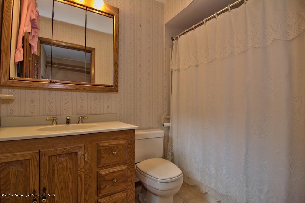 311 T Rt 351 Moscow, PA 18444 - Photo 28 of 30 Gallery Image 28