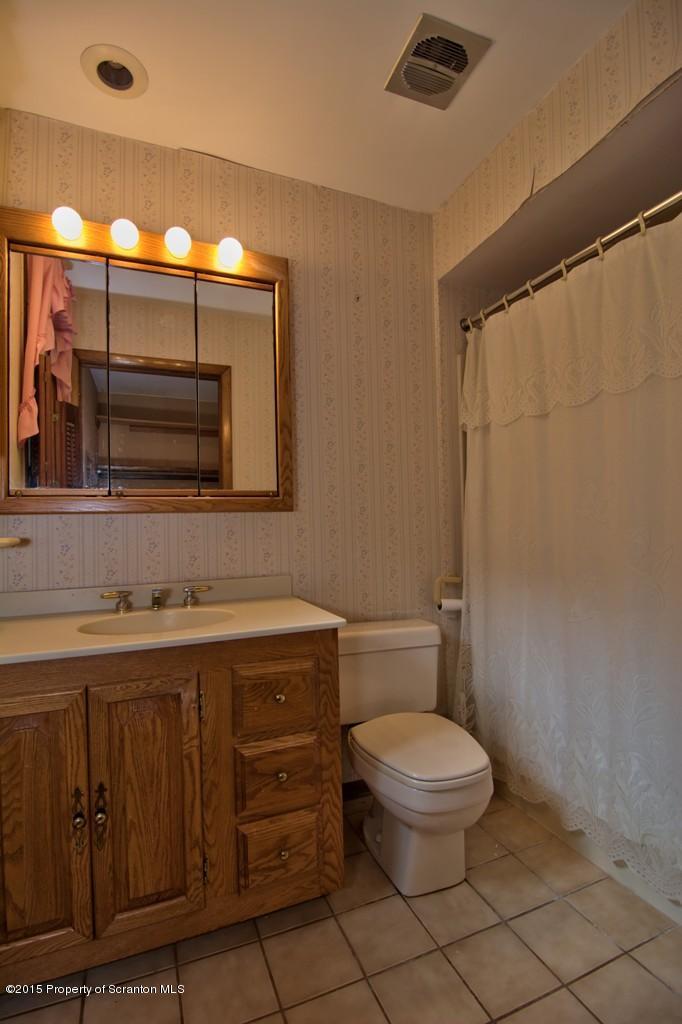 311 T Rt 351 Moscow, PA 18444 - Photo 29 of 30 Gallery Image 29