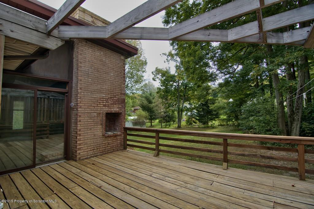 311 T Rt 351 Moscow, PA 18444 - Photo 9 of 30 Gallery Image 9