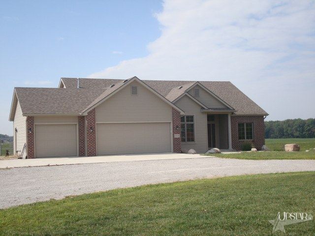 5309 West Wallen Road Fort Wayne, IN 46818 - Photo 1 of 30