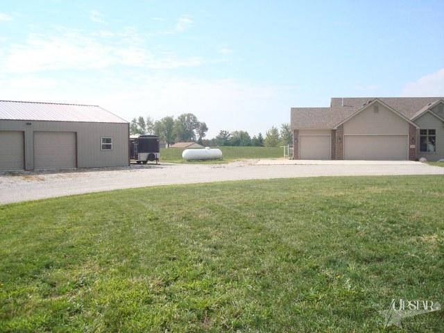 5309 West Wallen Road Fort Wayne, IN 46818 - Photo 2 of 30