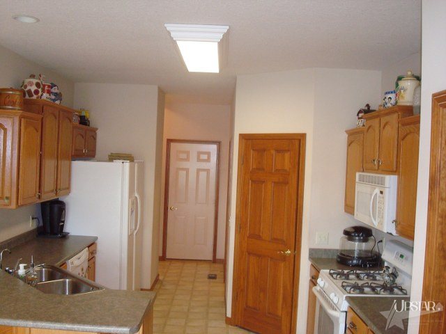 5309 West Wallen Road Fort Wayne, IN 46818 - Photo 8 of 30