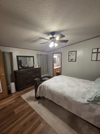 $154,900 | 204 4th Street, Donnelly, MN 56235