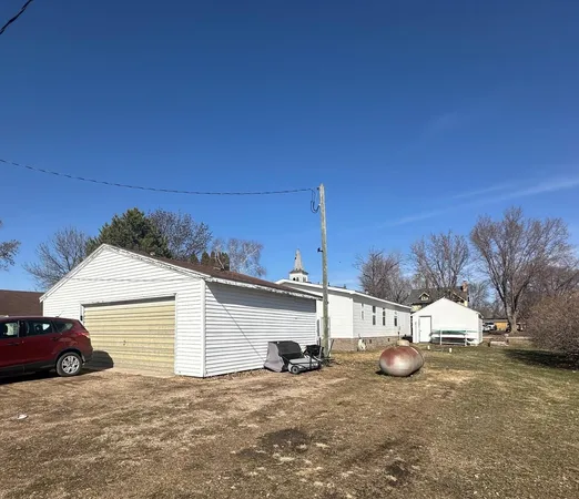 $145,000 | 204 4th Street, Donnelly, MN 56235