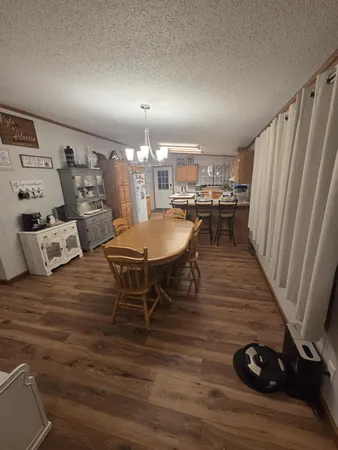 $154,900 | 204 4th Street, Donnelly, MN 56235