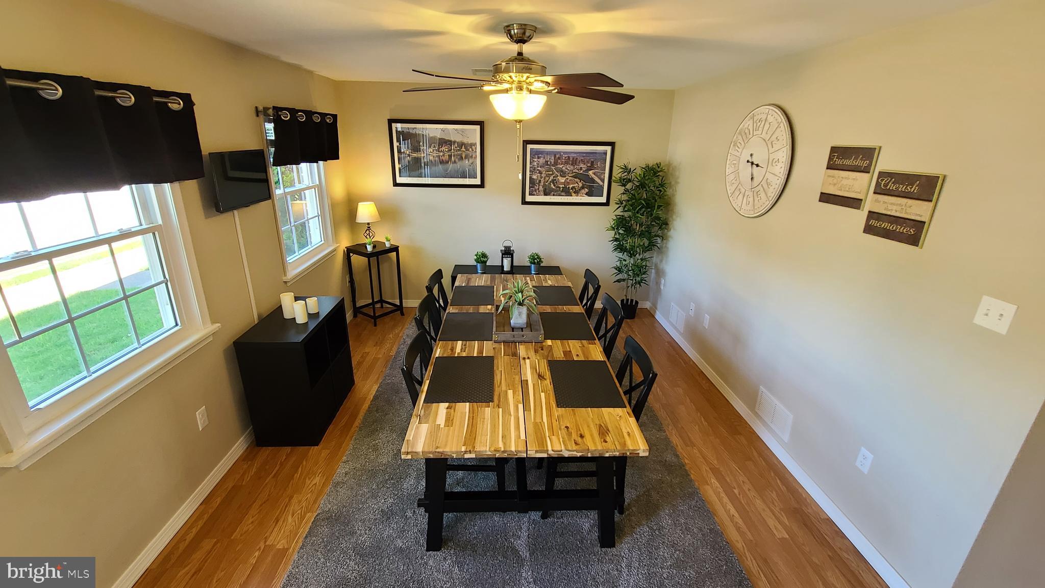 45 Stonegate Road Quakertown, PA 18951 - Photo 6 of 18 Flexible-Dining or Living Room-It's up to you!