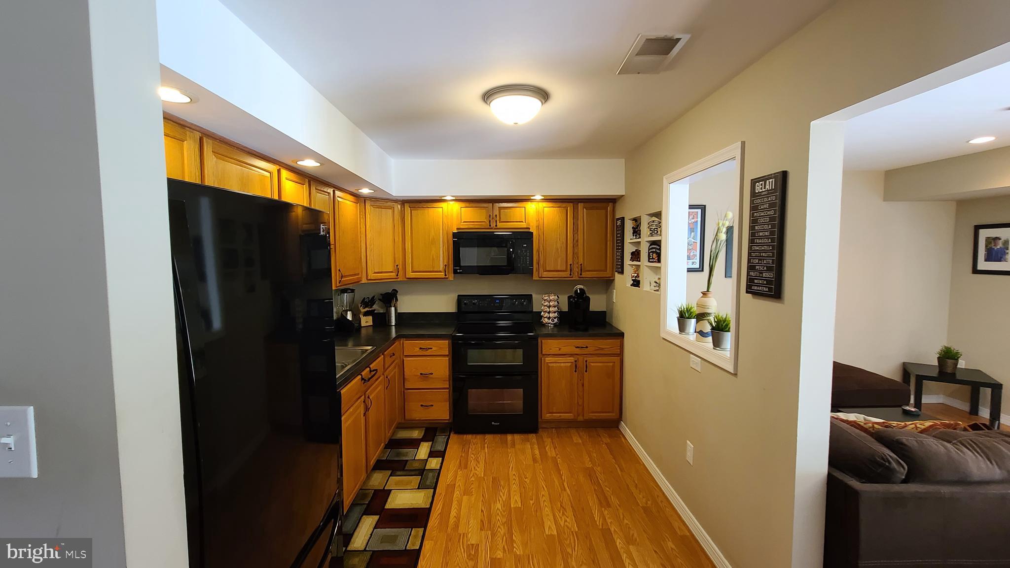 45 Stonegate Road Quakertown, PA 18951 - Photo 7 of 18 Kitchen with Overhead & Recessed Lighting!