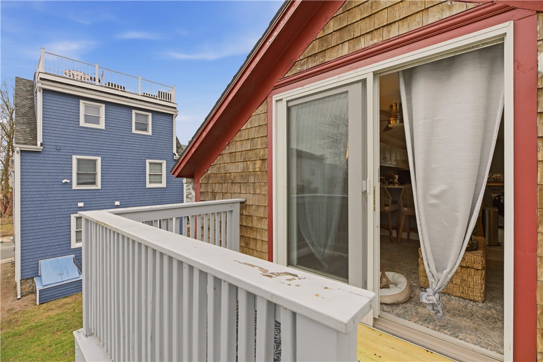 9 Bacheller Street Newport, RI 02840 - Photo 21 of 24