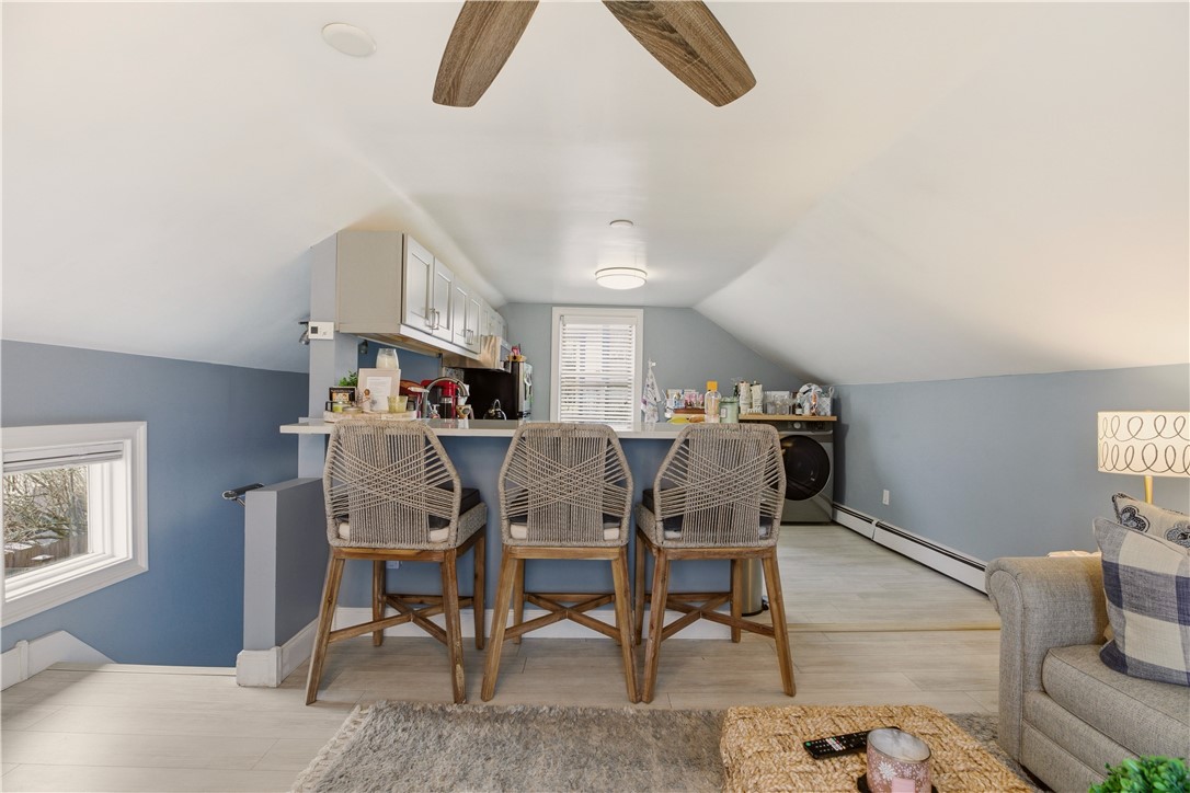9 Bacheller Street Newport, RI 02840 - Photo 6 of 24