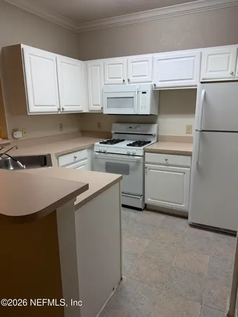 $1,450 | 13810 Sutton Park Drive North, Unit 922, Jacksonville, FL 32224