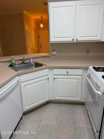 $1,450 | 13810 Sutton Park Drive North, Unit 922, Jacksonville, FL 32224