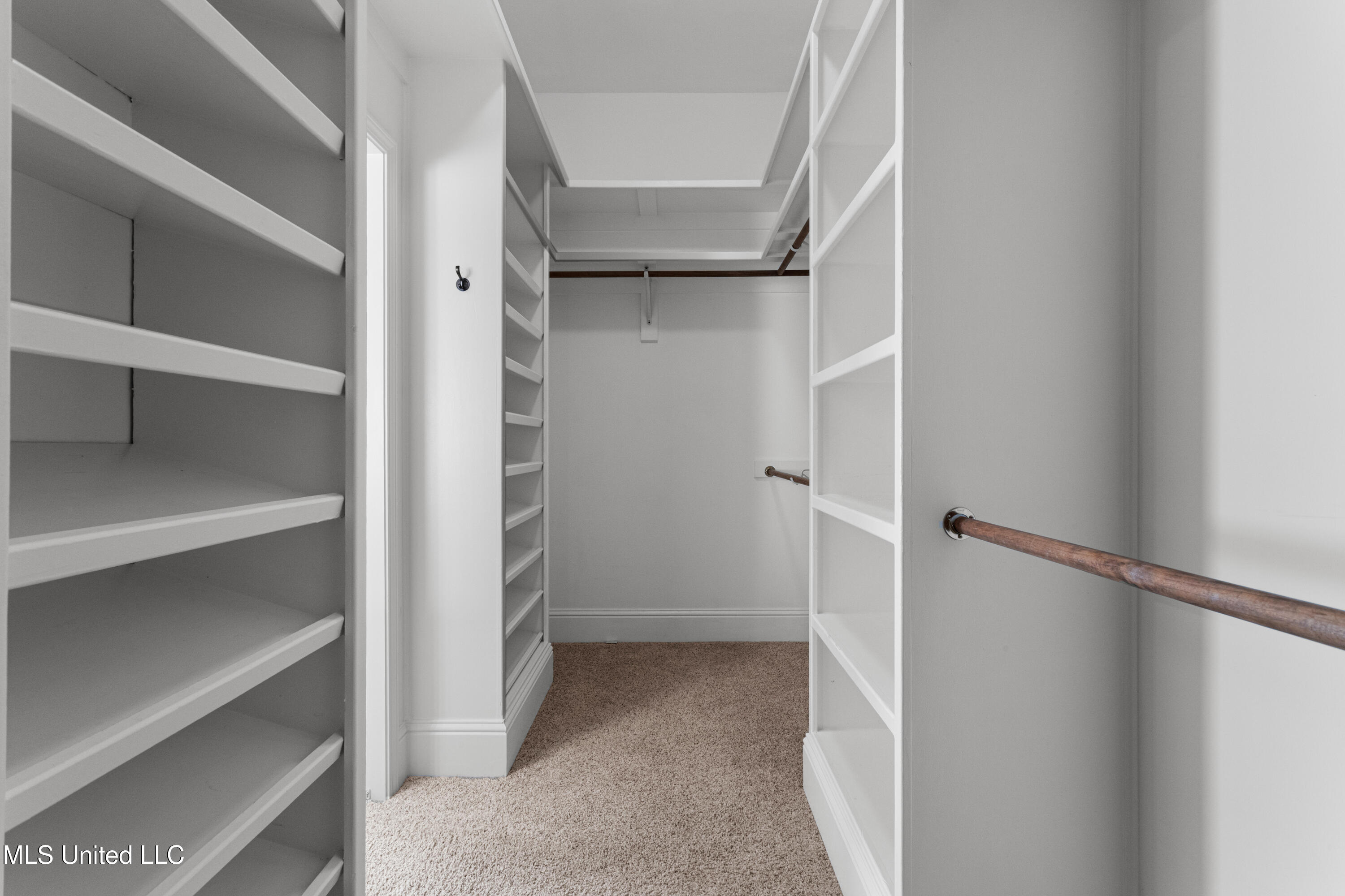 6305 Silverleaf Drive Ocean Springs, MS 39564 - Photo 31 of 88 0034