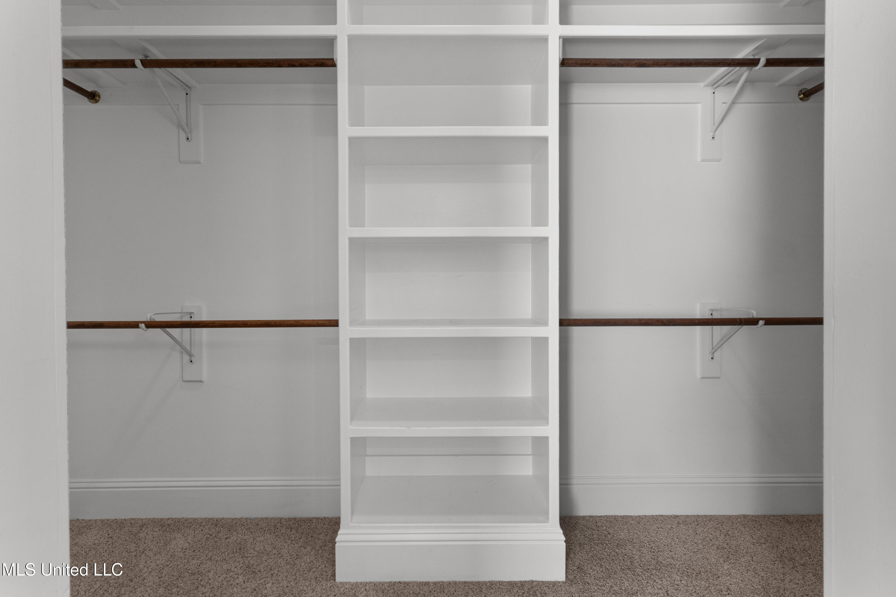 6305 Silverleaf Drive Ocean Springs, MS 39564 - Photo 32 of 88 0033