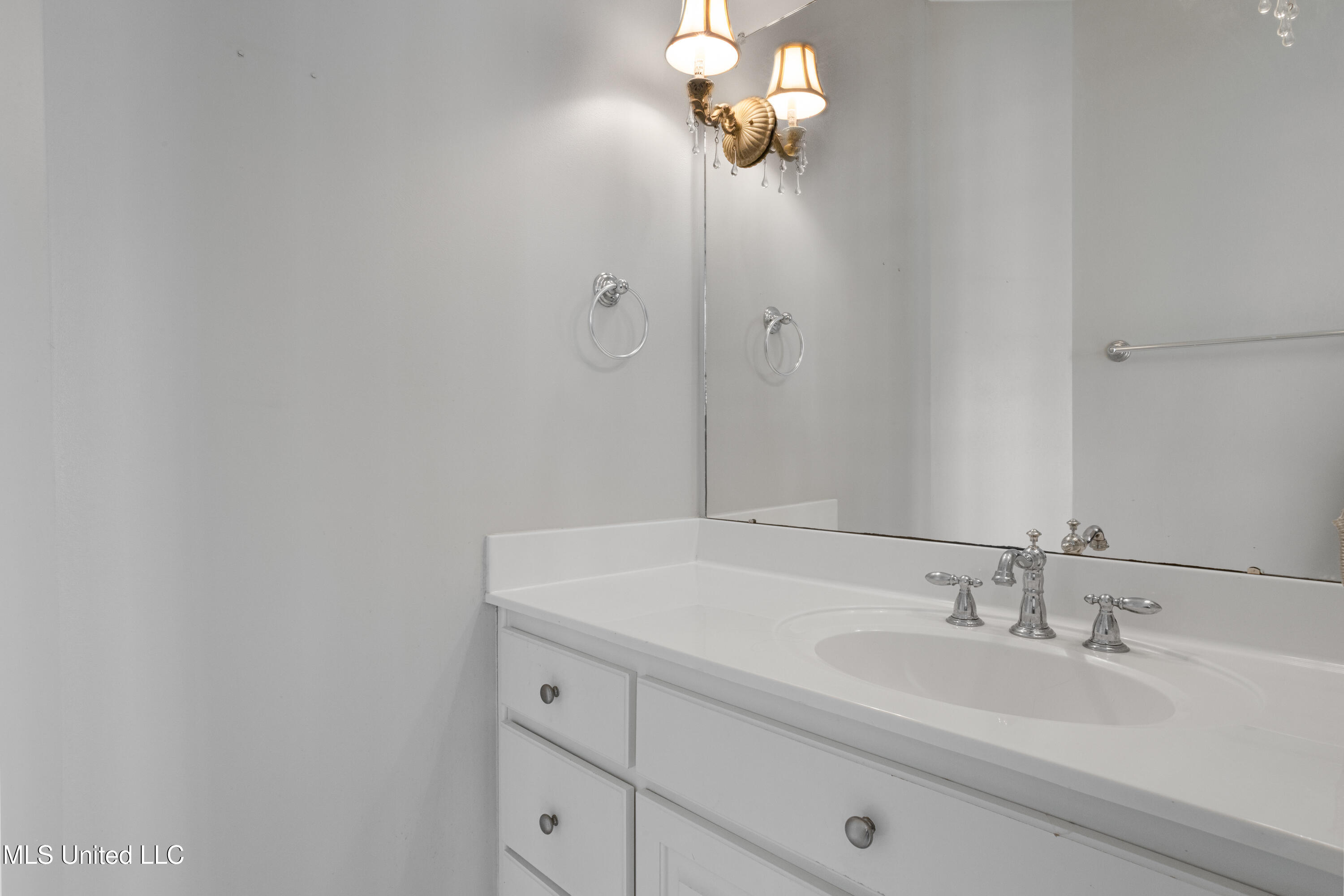 6305 Silverleaf Drive Ocean Springs, MS 39564 - Photo 48 of 88 0052