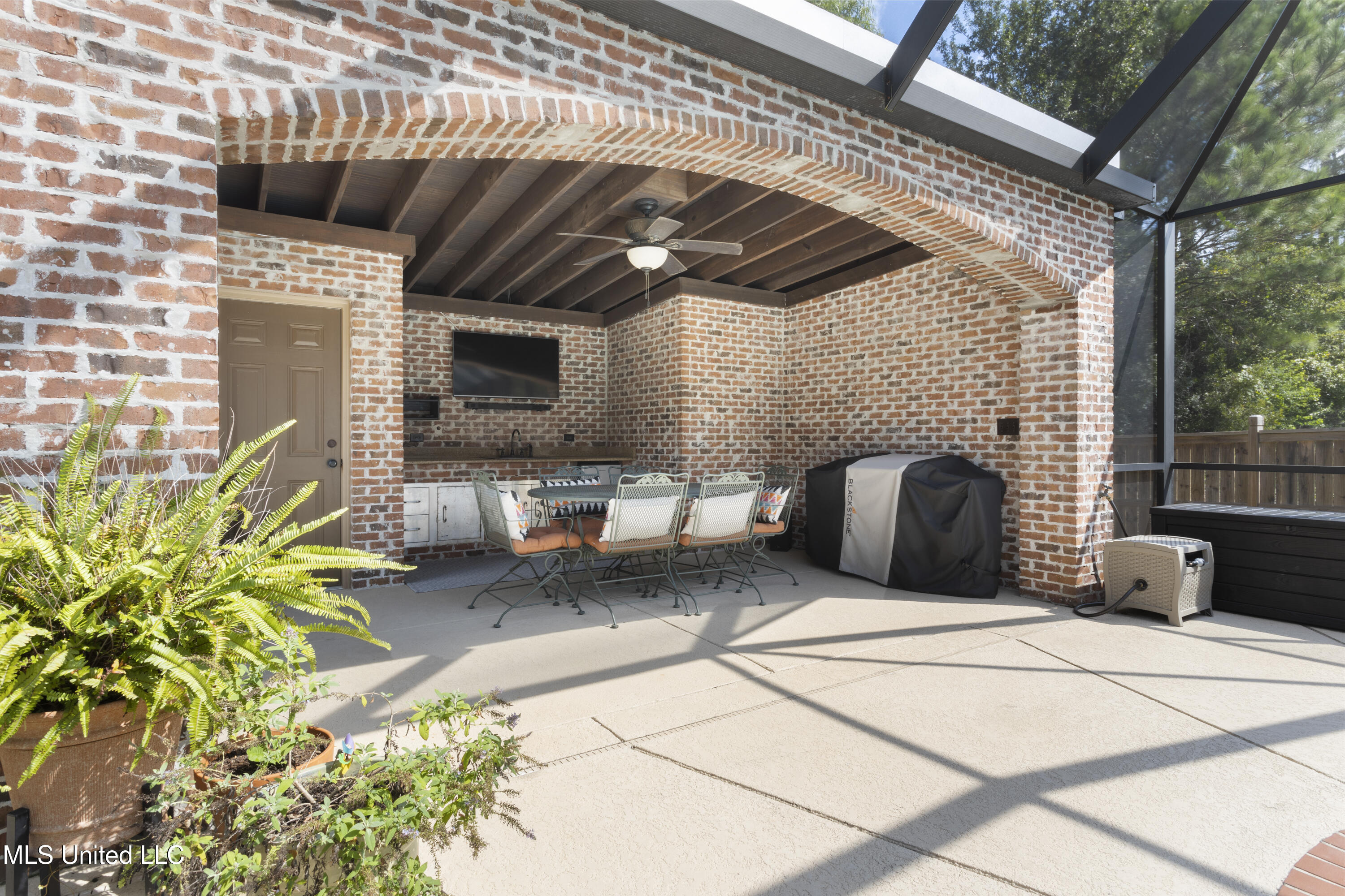 6305 Silverleaf Drive Ocean Springs, MS 39564 - Photo 71 of 88 0108