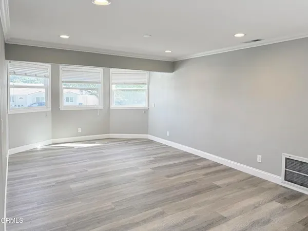 $4,800 | 838 Calle Margarita, Thousand Oaks, CA 91360